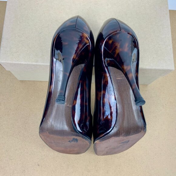 Stuart Weitzman Brown Patent Leather Tortoise Shell Peep Toe Pumps Size 9.5M - Picture 15 of 16